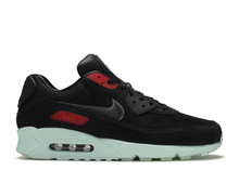 Load image into Gallery viewer, Nike Air Max 90 Vinyl Size 6.5 US
